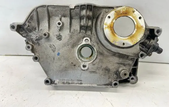 Mercedes-Benz S W126 Timing chain cover A1040162406 1040162406 R1040162406