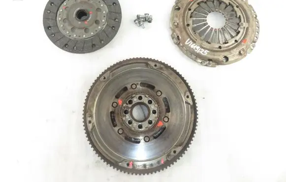 Toyota Corolla E120 E130 Dual mass flywheel 323063410 123037110 34500G010