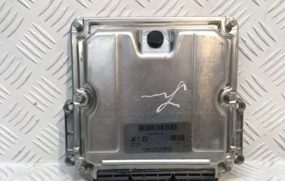 Volvo S40, V40 Engine control unit/module 30630418 8200065996 8200233343