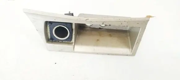 Opel Astra H Cigarette lighter 331958437