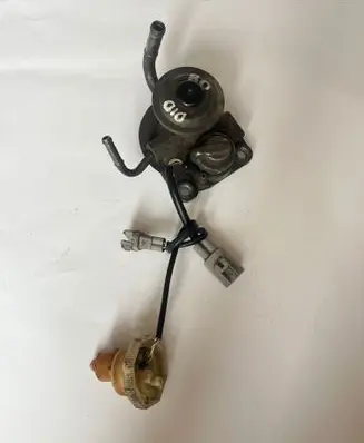 Mitsubishi Pajero Fuel filter housing 