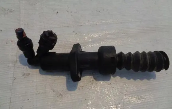 Peugeot Partner Clutch slave cylinder 