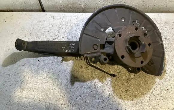 Porsche Cayenne (9PA) Front wheel hub 7L0407257A