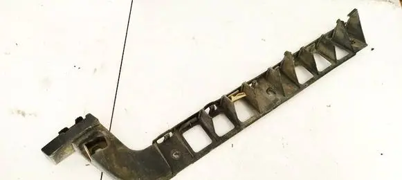 Skoda Octavia Mk3 (5E) Rear bumper mounting bracket 5E5807863