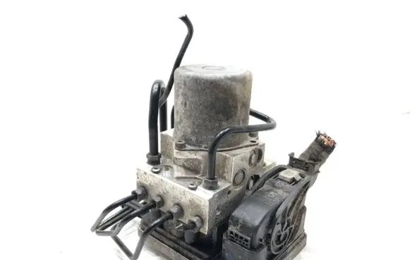 BMW 5 G30 G31 ABS Pump 6889216
