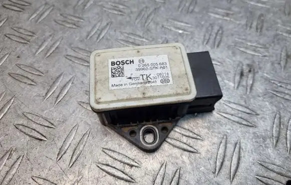 Honda CR-V ESP acceleration yaw rate sensor 0265005683 39960STKA01