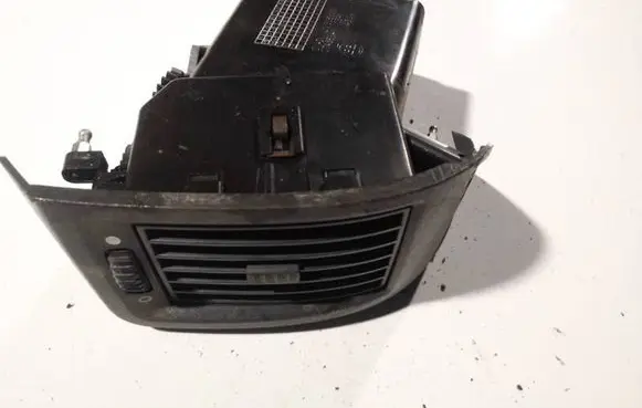 Peugeot Boxer Dash center air vent grill 385800
