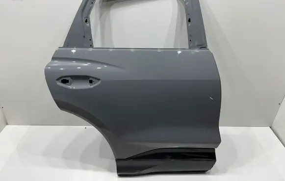 Audi Q4 e-tron Rear door