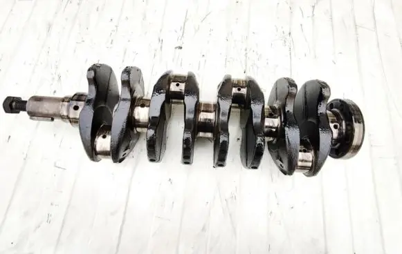 Mazda 323 Crankshaft 
