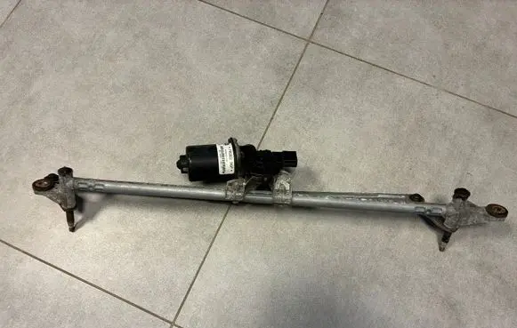 Land Rover Range Rover Sport L320 Wiper motor LR020111