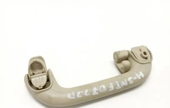 Hyundai Santa Fe Rear interior roof grab handle 853422B100