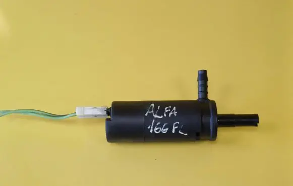 Alfa Romeo 166 Headlight washer pump 