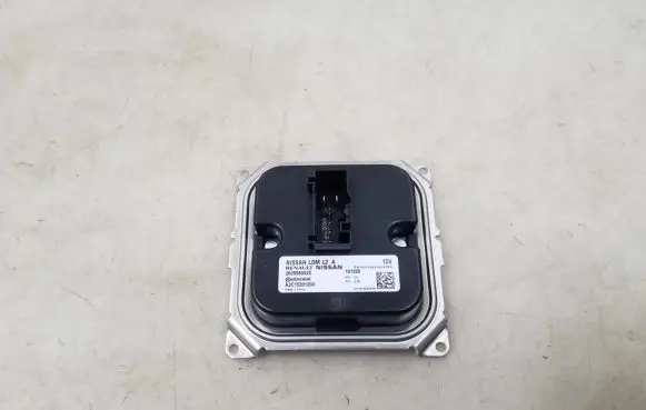 Nissan Juke II F16 Light module LCM 260558992E