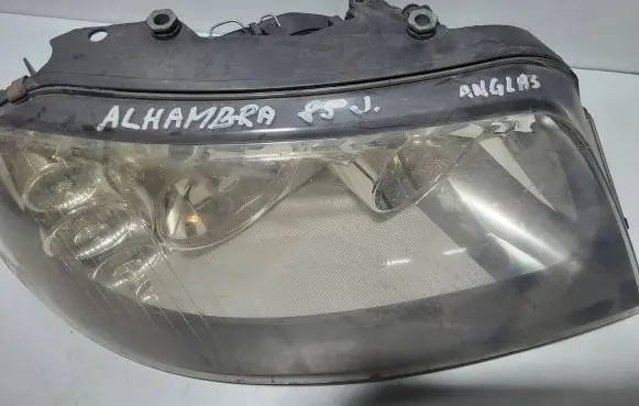 Seat Alhambra (Mk1) Headlight/headlamp 7M8941016K 0301182612