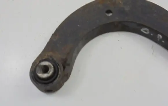 Rear upper control arm/wishbone