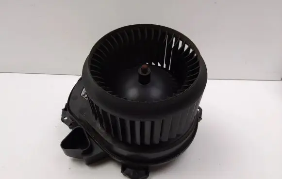 Mercedes-Benz GLA W156 Heater fan/blower A2469064300 A2469064100
