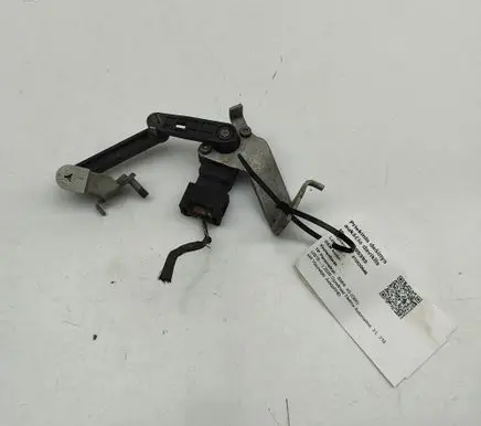 BMW X5 G05 Air suspension front height level sensor 6870200 6879040