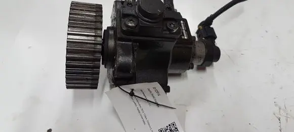 Opel Insignia A Fuel injection high pressure pump 0445010193 55571005 1002822