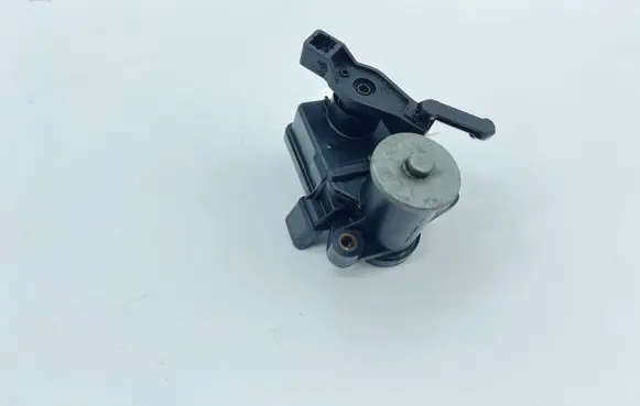 Mercedes-Benz CLS C219 Intake manifold valve actuator/motor A6421500194