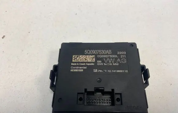 Volkswagen PASSAT B8 Light module LCM 5Q0907530AB 5Q0907530L