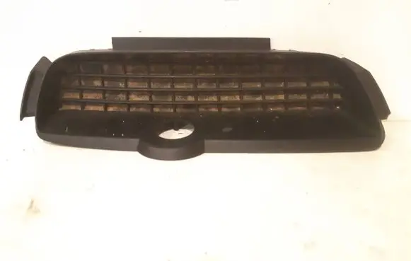 Volkswagen Golf III Front bumper lower grill 1H5853665