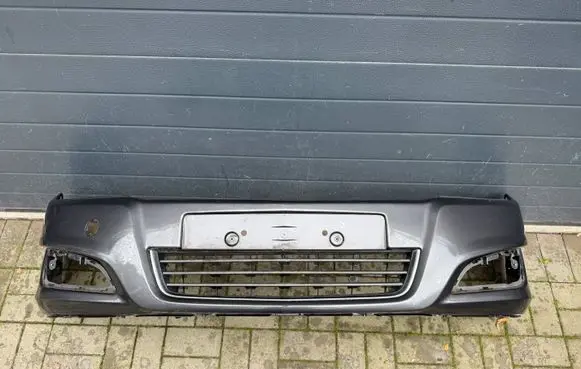 Opel Astra H Front bumper 1400575