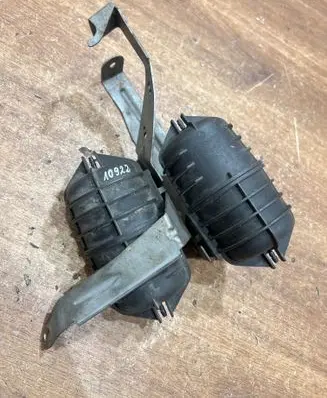 BMW 3 E90 E91 Vacuum air tank 11652247620 7558322