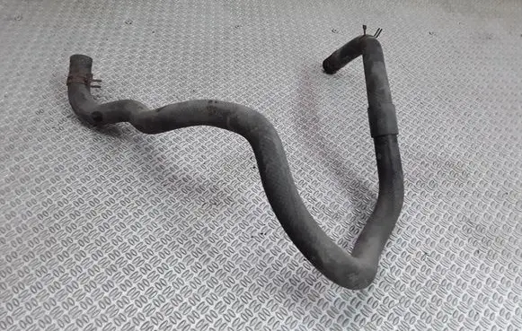 Mitsubishi Lancer X Engine coolant pipe/hose
