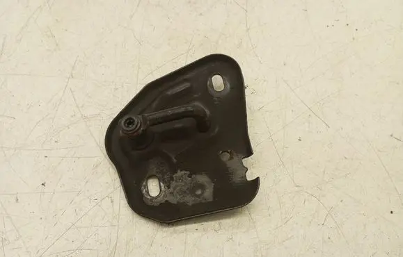 Audi Q3 8U Engine bonnet/hood lock/latch loop/hook 4GO823186