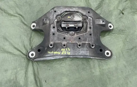 Audi A4 S4 B8 8K Gearbox mounting bracket 8K0399263AF