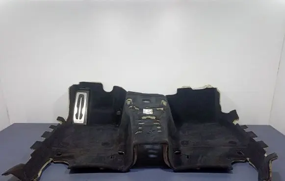 BMW 7 F01 F02 F03 F04 Front floor carpet liner 8067650