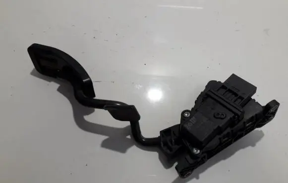 Audi A6 S6 C6 4F Accelerator throttle pedal 4f2721523 6pv008984-02