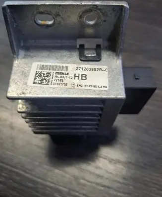 Renault Master III Glow plug pre-heat relay 271203982R
