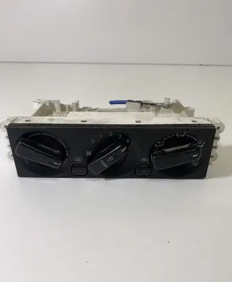 Mitsubishi Space Star Climate control unit MR262492