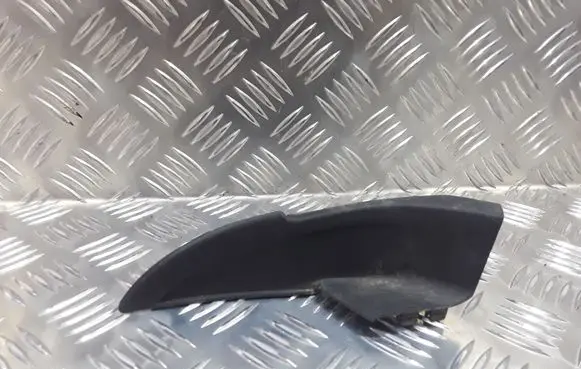 Hyundai i30 Fender end trim 