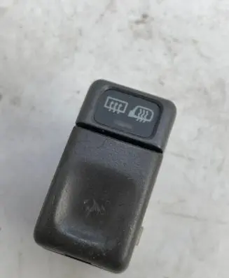 Volvo S70 V70 V70 XC Windscreen/window heater switch 9162952 99W20K
