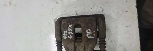 Nissan Note (E11) Front brake caliper