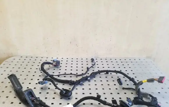 Volvo XC90 Front door wiring loom 31678490 31678490AC D33426668