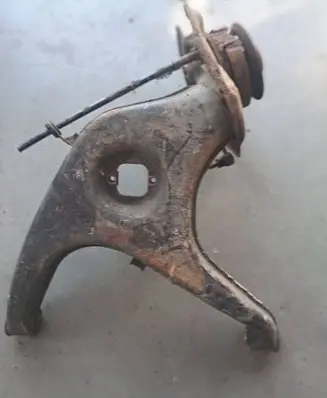 Mercedes-Benz SL R107 Rear control arm 1263503305