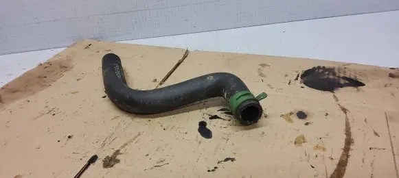 Volkswagen Golf III Engine coolant pipe/hose 1H0819373
