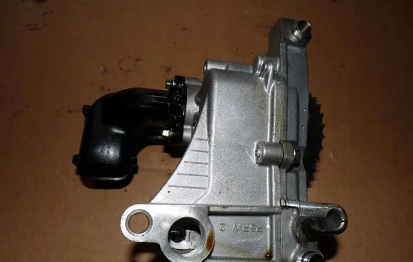 Mazda CX-30 Oil pump 