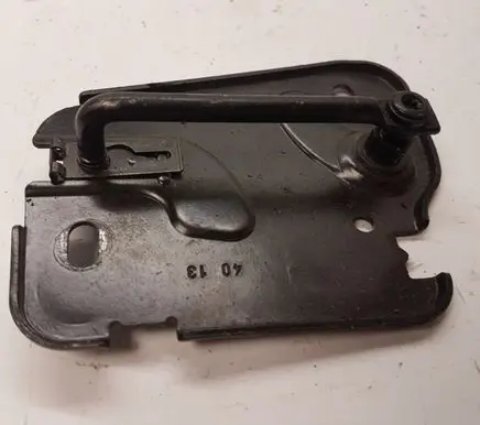Audi A3 S3 8V Loading door lock loop/hook striker 8V0323185B