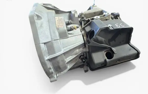 Ford Fiesta Manual 5 speed gearbox AA6R7002CBB