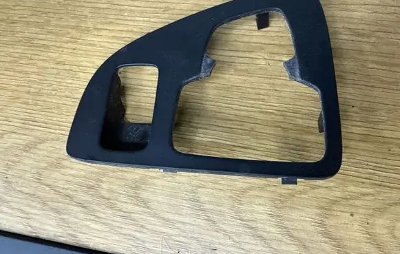 Opel Insignia A Other center console (tunnel) element 13273683