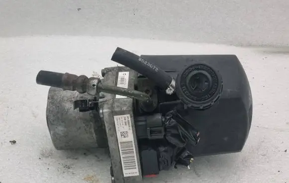 Peugeot 407 Power steering pump K5098519