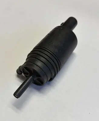 BMW 3 E46 Windscreen/windshield washer pump 8377612 23557610