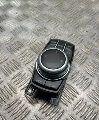 BMW 2 F46 Head unit multimedia control 9490067