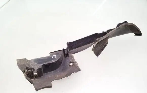 Audi A1 Intercooler air channel guide 8X0121284D