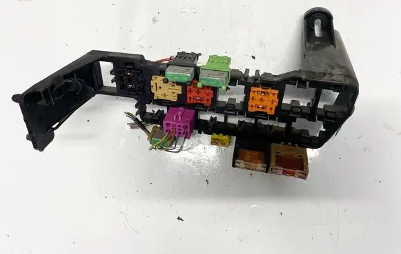 Audi A4 S4 B5 8D Fuse box set 8d1937545 8a0937530