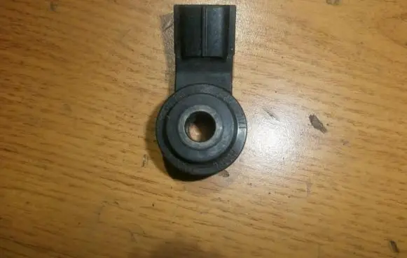 Toyota RAV 4 (XA20) Detonation knock sensor 1710001052 8961520090